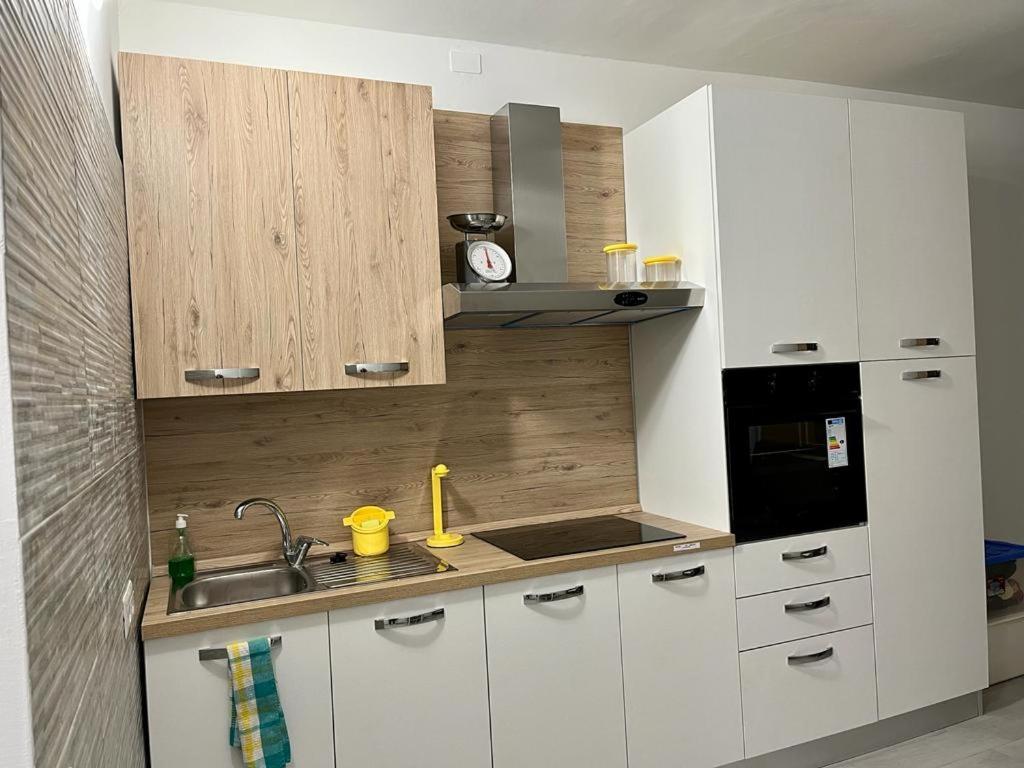Einaudi Apartment Cologno Monzese Exterior photo